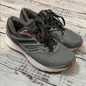 Saucony Womens Cohesion 13 Running Shoes Gray S10559-5 (Missing Insoles)